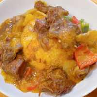 咖喱燴牛腩飯